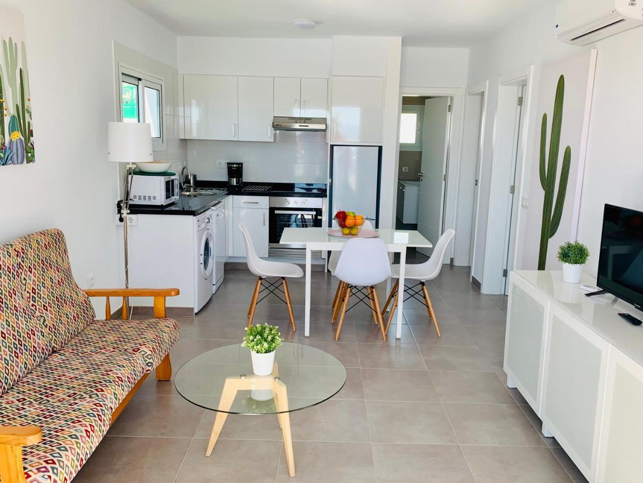 Apartamentos Zalabar Tías Eksteriør bilde